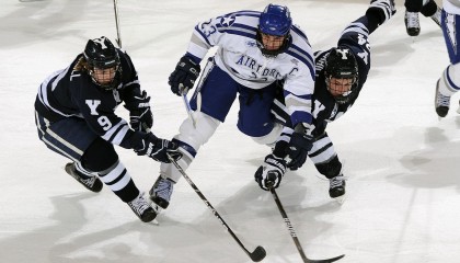 爱游戏下载-太阳队迎来老将回归，战力再升级，太阳队队员新阵容